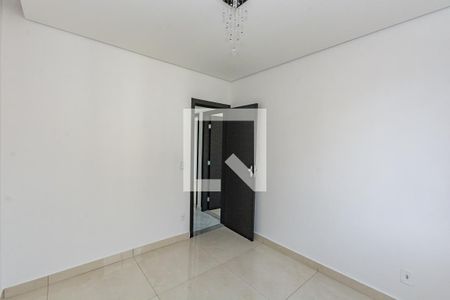 Quarto 1 de apartamento para alugar com 3 quartos, 55m² em Padre Eustáquio, Belo Horizonte