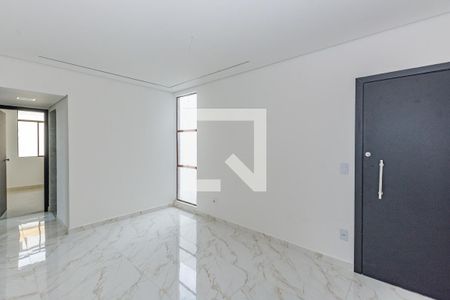 Sala de apartamento para alugar com 3 quartos, 55m² em Padre Eustáquio, Belo Horizonte