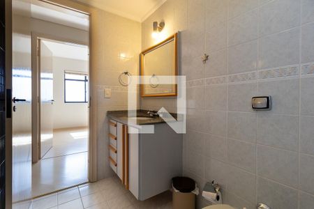 Banheiro Social de apartamento para alugar com 2 quartos, 87m² em Boa Vista, Curitiba