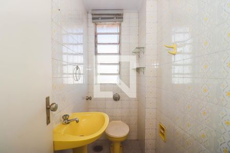 Lavabo de apartamento para alugar com 3 quartos, 120m² em Auxiliadora, Porto Alegre