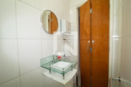 Casa à venda com 280m², 4 quartos e 3 vagasBanheiro social