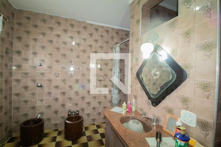 Casa à venda com 280m², 4 quartos e 3 vagasBanheiro 2