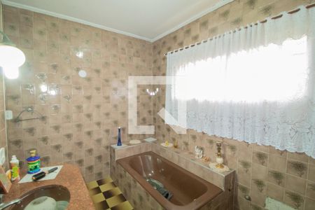 Casa à venda com 280m², 4 quartos e 3 vagasBanheiro 2