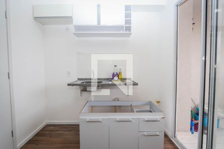 Cozinha de kitnet/studio para alugar com 1 quarto, 31m² em Vila Nova das Belezas, São Paulo