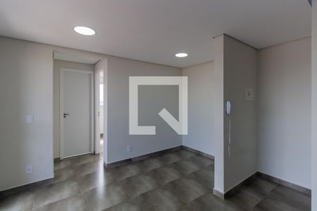 Sala de apartamento para alugar com 2 quartos, 39m² em Vila Tolstoi, São Paulo