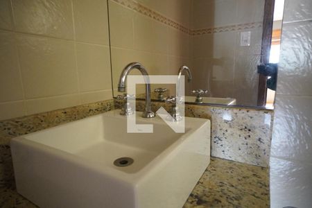 Banheiro - Suíte de apartamento à venda com 2 quartos, 162m² em Cristo Redentor, Porto Alegre