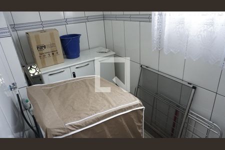 Casa para alugar com 100m², 3 quartos e sem vagaArea de Serviço