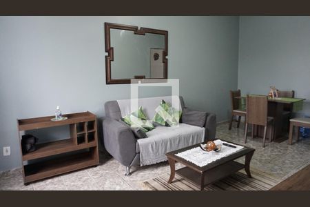 Sala de casa para alugar com 3 quartos, 100m² em Curicica, Rio de Janeiro