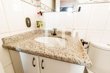 Apartamento à venda com 74m², 3 quartos e 1 vaga Apartamento à venda com 74m², 3 quartos e 1 vagaSuíte