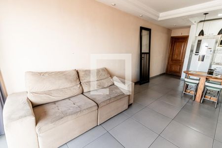 Apartamento à venda com 74m², 3 quartos e 1 vaga Apartamento à venda com 74m², 3 quartos e 1 vagaSala