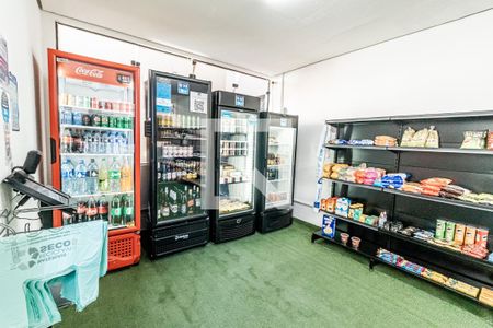 Apartamento à venda com 74m², 3 quartos e 1 vaga Apartamento à venda com 74m², 3 quartos e 1 vagaMercadinho