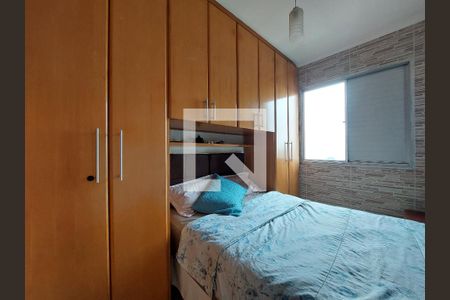 Quarto 2 de apartamento para alugar com 3 quartos, 69m² em Vila São Paulo, São Paulo