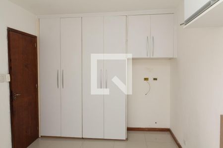 Quarto de apartamento à venda com 2 quartos, 70m² em Indianópolis, São Paulo
