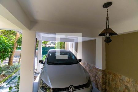 Área externa de casa à venda com 5 quartos, 360m² em Itaipu, Niterói