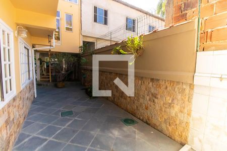 Área externa de casa à venda com 5 quartos, 360m² em Itaipu, Niterói