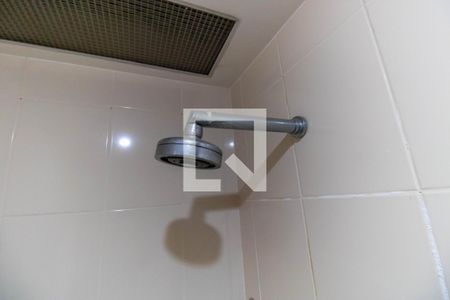 Chuveiro  de casa à venda com 5 quartos, 360m² em Itaipu, Niterói