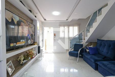 Sala de casa de condomínio à venda com 2 quartos, 75m² em Cascadura, Rio de Janeiro
