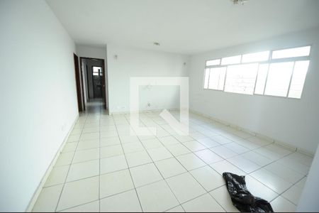 Sala de casa para alugar com 4 quartos, 168m² em Setor Goiânia 2, Goiânia