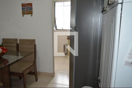 Sala de apartamento para alugar com 2 quartos, 60m² em Chácara Contagem, Contagem