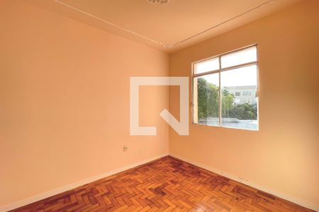 Quarto 2 de apartamento para alugar com 2 quartos, 70m² em São João, Porto Alegre