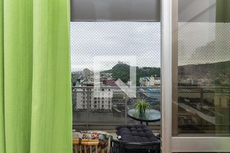 Apartamento à venda com 270m², 3 quartos e 2 vagas Apartamento à venda com 270m², 3 quartos e 2 vagasVaranda do Quarto 3