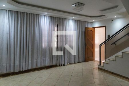 Sala de casa para alugar com 3 quartos, 230m² em Parque Continental I, Guarulhos