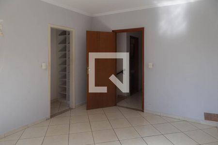 Suíte de casa para alugar com 3 quartos, 230m² em Parque Continental I, Guarulhos