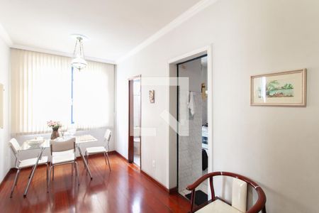 Sala de apartamento para alugar com 3 quartos, 50m² em Jaqueline, Belo Horizonte