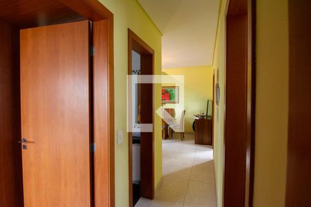 Sala de apartamento para alugar com 3 quartos, 70m² em Camargos, Belo Horizonte
