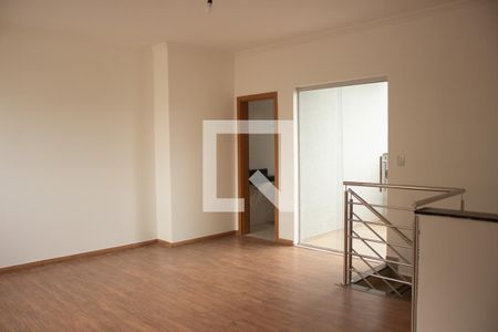 Sala 2 de casa à venda com 3 quartos, 140m² em Alvorada, Contagem