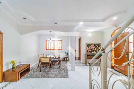 Sala de casa à venda com 3 quartos, 235m² em Cidade São Francisco, São Paulo