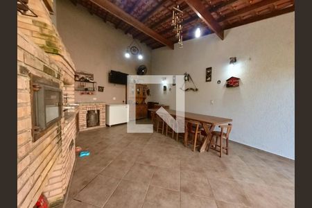 Casa à venda com 394m², 3 quartos e 4 vagas Casa à venda com 394m², 3 quartos e 4 vagasChurrasqueira