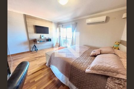 Casa à venda com 394m², 3 quartos e 4 vagas Casa à venda com 394m², 3 quartos e 4 vagasQuarto 1