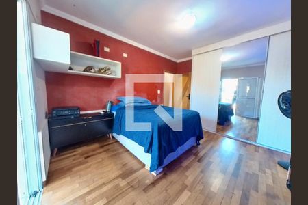 Casa à venda com 394m², 3 quartos e 4 vagas Casa à venda com 394m², 3 quartos e 4 vagasQuarto 2