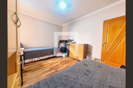 Casa à venda com 394m², 3 quartos e 4 vagas Casa à venda com 394m², 3 quartos e 4 vagasQuarto 3