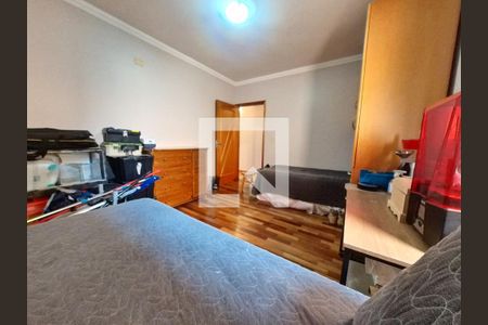 Casa à venda com 394m², 3 quartos e 4 vagas Casa à venda com 394m², 3 quartos e 4 vagasQuarto 3