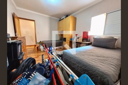 Casa à venda com 394m², 3 quartos e 4 vagas Casa à venda com 394m², 3 quartos e 4 vagasQuarto 3