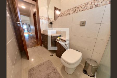 Casa à venda com 394m², 3 quartos e 4 vagas Casa à venda com 394m², 3 quartos e 4 vagasBanheiro Quarto 2