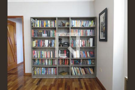 Casa à venda com 394m², 3 quartos e 4 vagasEscritório