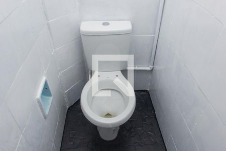 Banheiro de apartamento para alugar com 1 quarto, 35m² em Vila Ponte Rasa, São Paulo