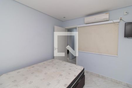 Suíte 1 de casa para alugar com 3 quartos, 120m² em Vila Guilhermina, São Paulo