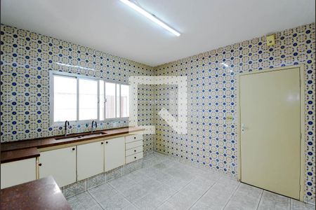 Casa à venda com 130m², 2 quartos e 2 vagas Casa à venda com 130m², 2 quartos e 2 vagasCozinha