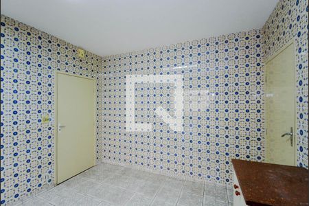 Casa à venda com 130m², 2 quartos e 2 vagas Casa à venda com 130m², 2 quartos e 2 vagasCozinha