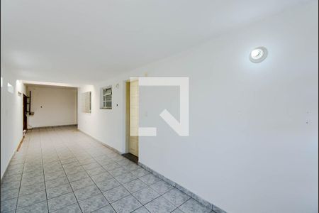 Casa à venda com 130m², 2 quartos e 2 vagas Casa à venda com 130m², 2 quartos e 2 vagasQuintal