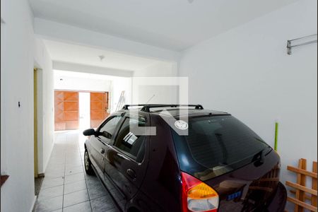 Casa à venda com 130m², 2 quartos e 2 vagas Casa à venda com 130m², 2 quartos e 2 vagasGaragem