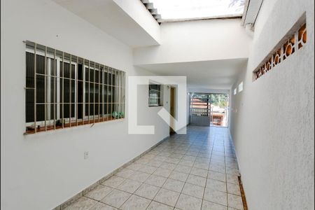 Casa à venda com 130m², 2 quartos e 2 vagas Casa à venda com 130m², 2 quartos e 2 vagasQuintal