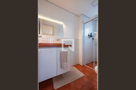Suíte 1 - Banheiro de apartamento para alugar com 2 quartos, 74m² em Vila Madalena, São Paulo
