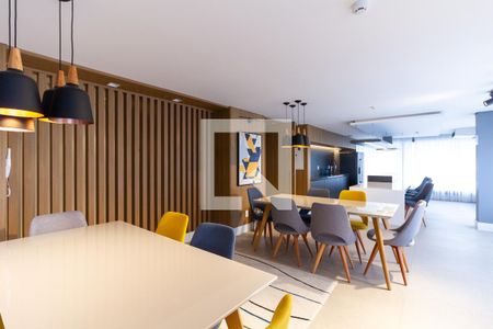 Apartamento para alugar com 39m², 2 quartos e 1 vaga Apartamento para alugar com 39m², 2 quartos e 1 vagaÁrea comum - Salão de festas