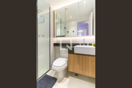 Apartamento para alugar com 39m², 2 quartos e 1 vaga Apartamento para alugar com 39m², 2 quartos e 1 vagaBanheiro da Suíte
