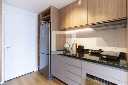 Cozinha de apartamento para alugar com 2 quartos, 39m² em Vila Pompéia, São Paulo